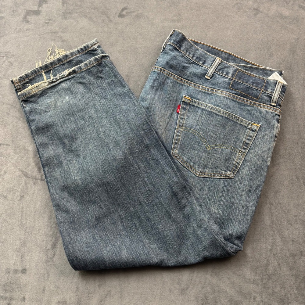 Levis 559 Relaxed Straight Jeans Mens 48x29 Blue Denim Medium Wash Distressed